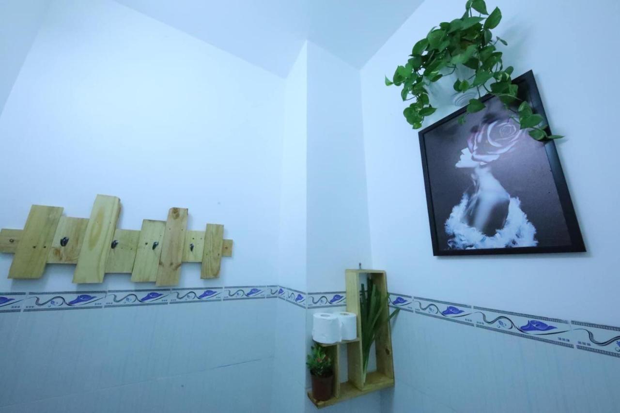 Hotel Van Thai Binh Trà Vinh Exteriör bild
