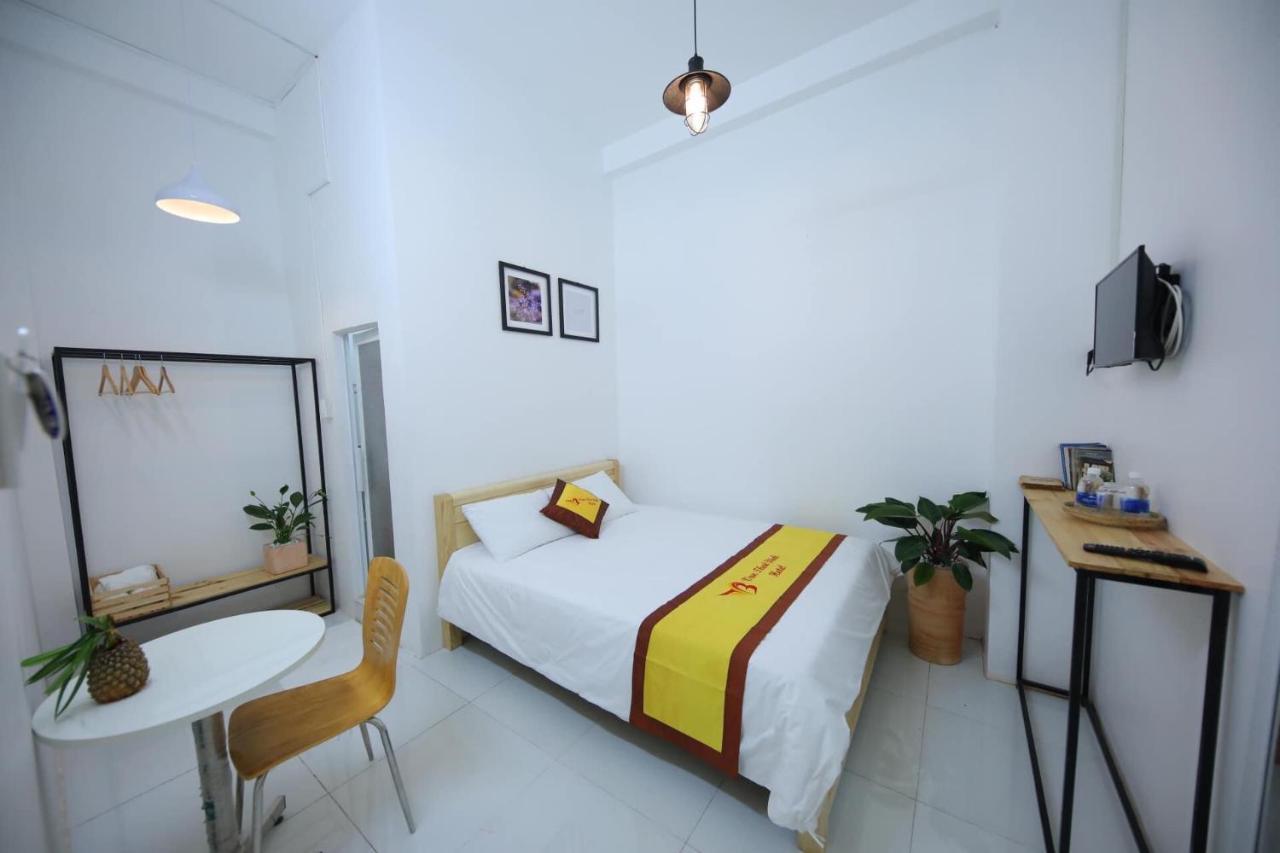 Hotel Van Thai Binh Trà Vinh Exteriör bild